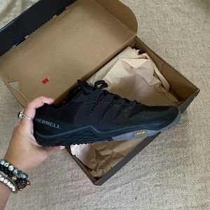 Merrell trail glove 5 sneakers